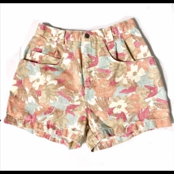 80’s High waist VINTAGE floral shorts 28” waist - Picture 5 of 7